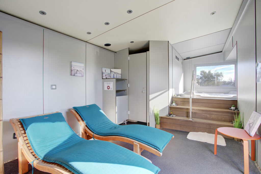 Zone bien être - Camping Bel Air Village Barberousse - Gruissan - Bain à remous et sauna